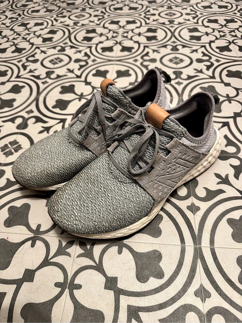 New Balance Fresh Foam Roav Gray Sneakers